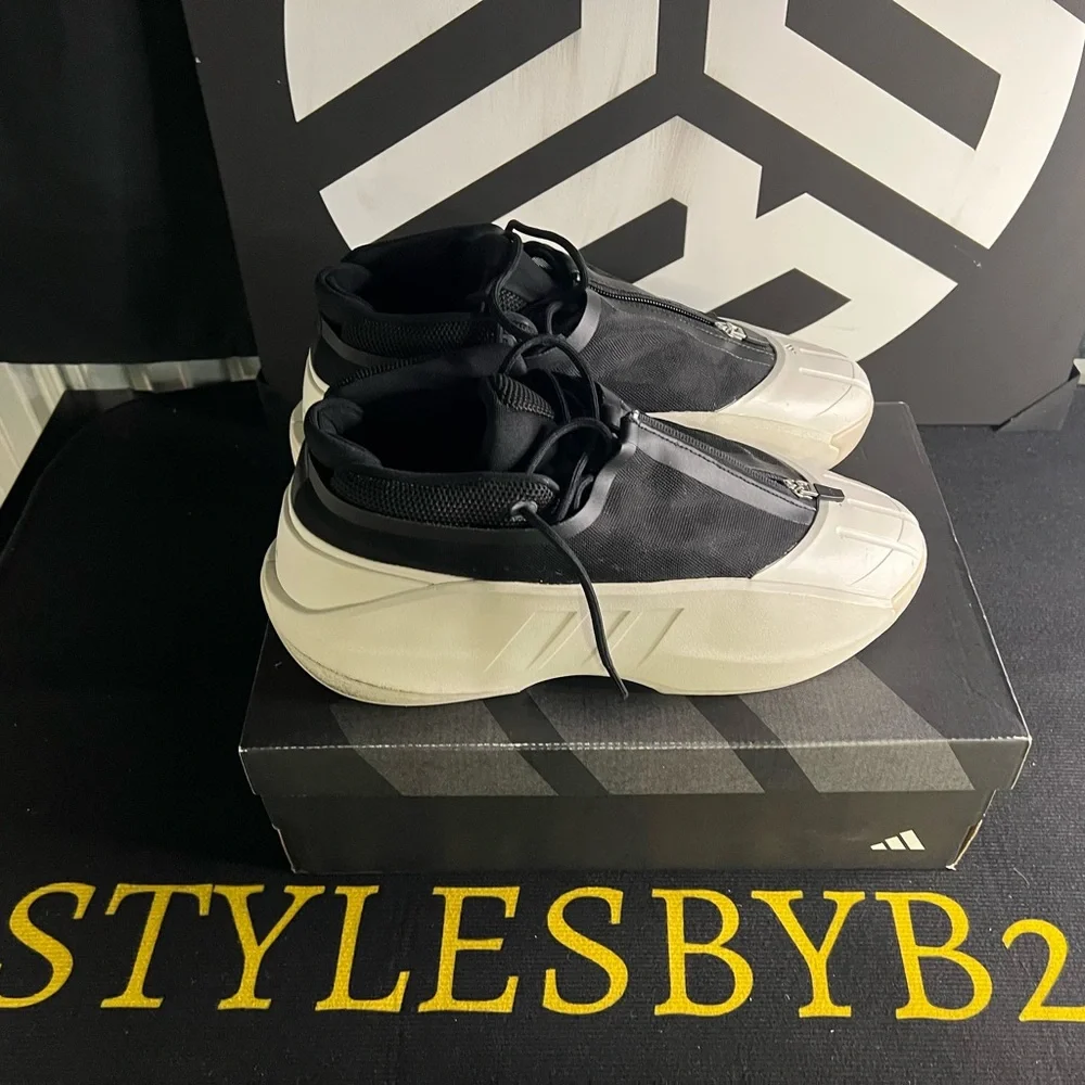 adidas Black and White Sneakers - Picture 4 of 4